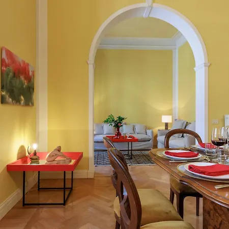Apartment Huge With Private Garden Florence