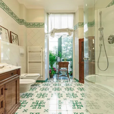 Huge With Private Garden Firenze